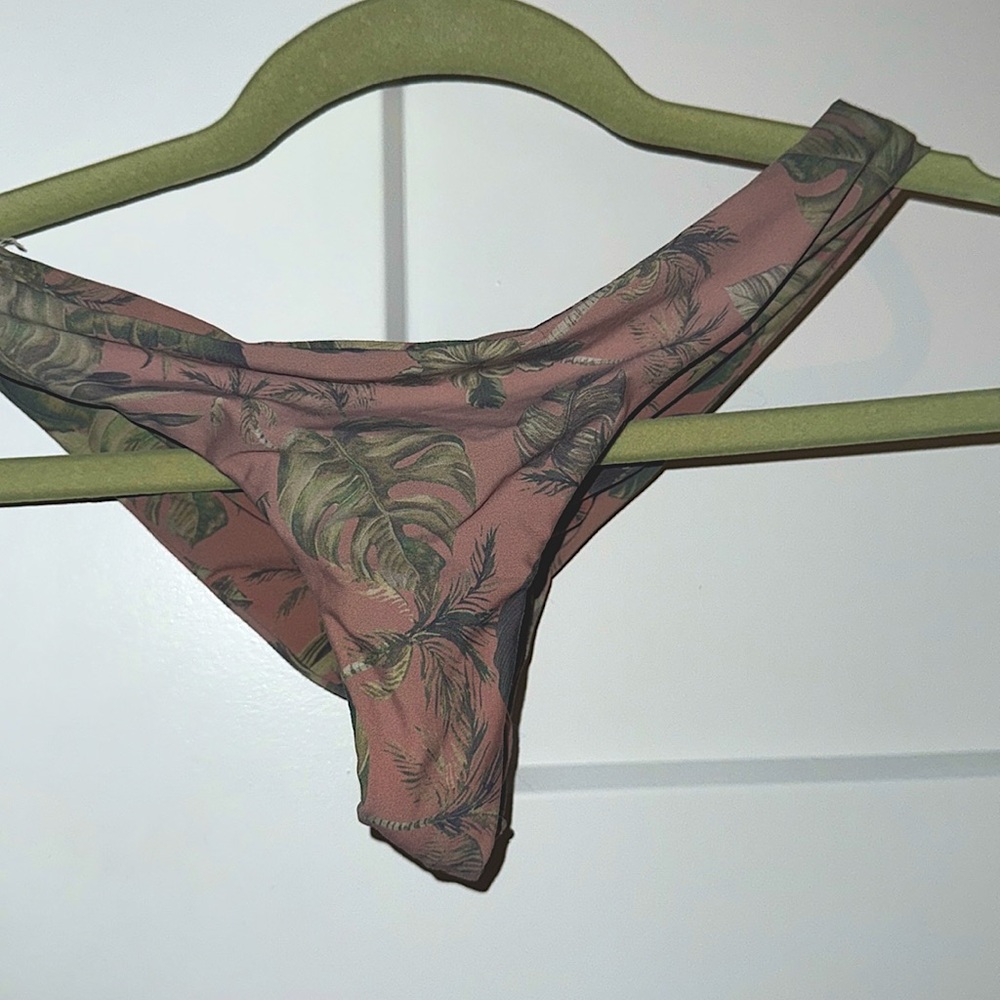 BOYS+ARROWS Pink Palm Print